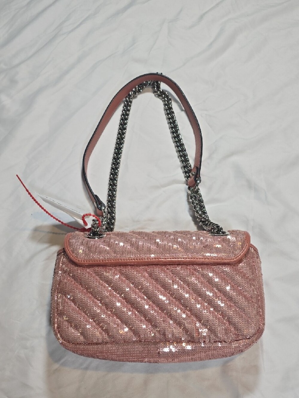 GG Marmont Small Shoulder Bag - Picture 2 of 10
